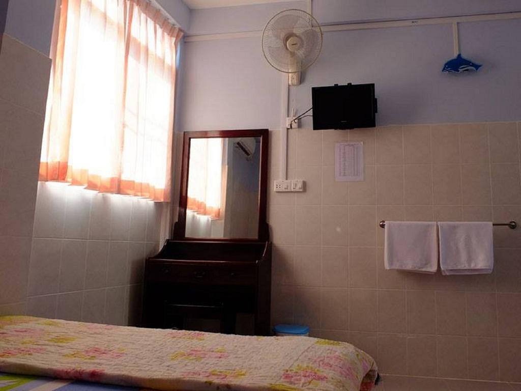 Penguin Hotel Kawthaung Luaran gambar