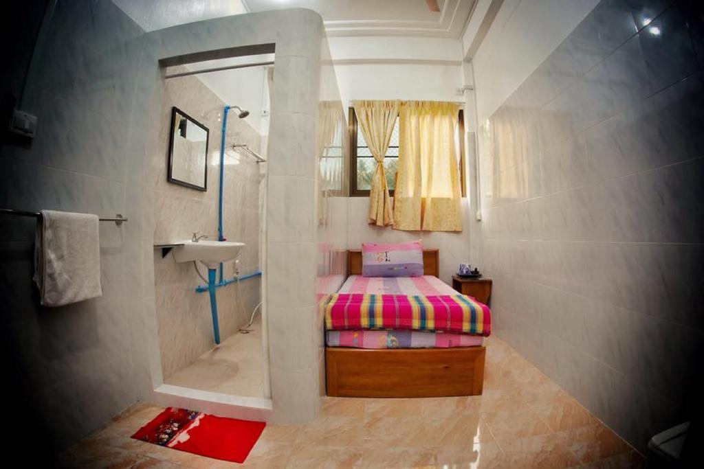 Penguin Hotel Kawthaung Luaran gambar