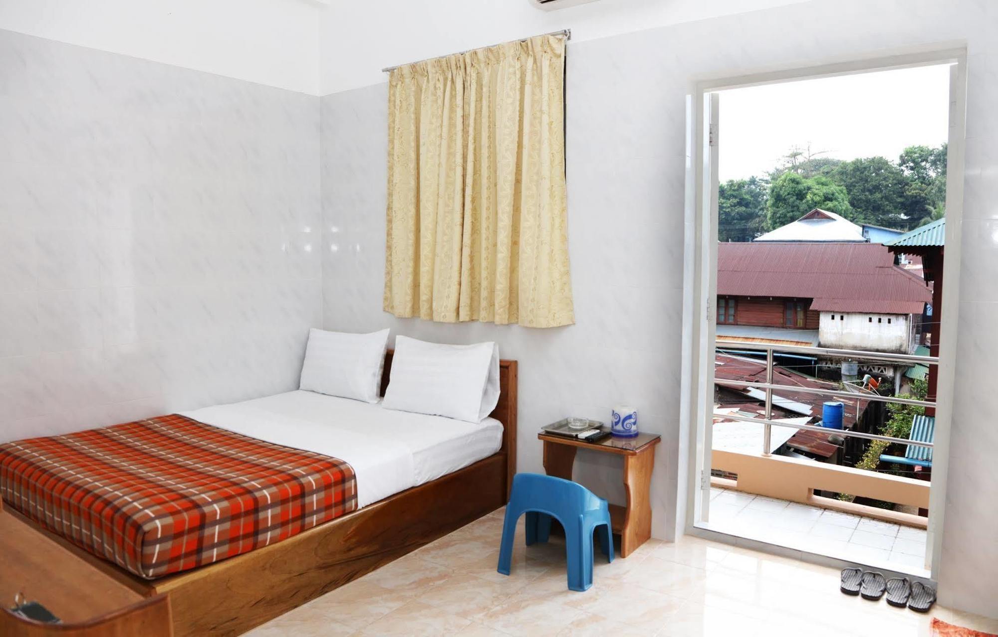 Penguin Hotel Kawthaung Luaran gambar